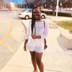 Meet your Posher, Janelle